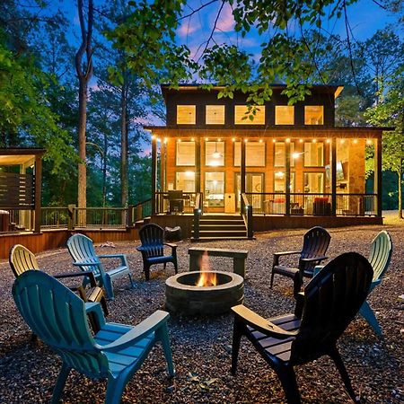 Luxury Cabin In The Woods With Hot Tub And Yard Games! โบรคเคนโบว์ ภายนอก รูปภาพ