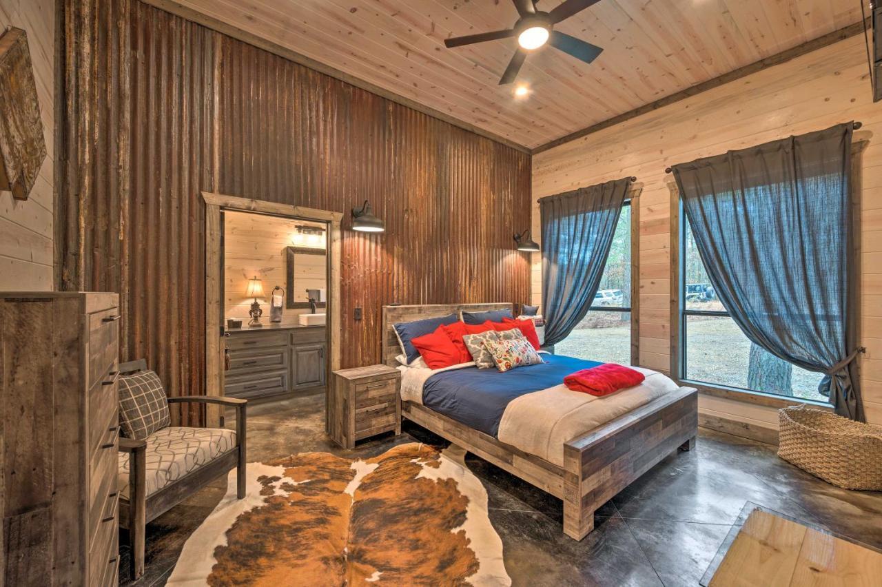 Luxury Cabin In The Woods With Hot Tub And Yard Games! โบรคเคนโบว์ ภายนอก รูปภาพ