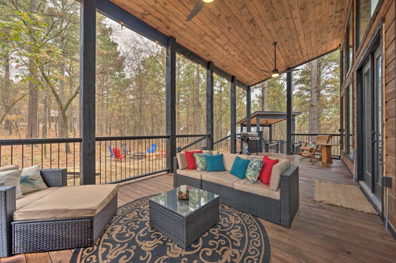 Luxury Cabin In The Woods With Hot Tub And Yard Games! โบรคเคนโบว์ ภายนอก รูปภาพ