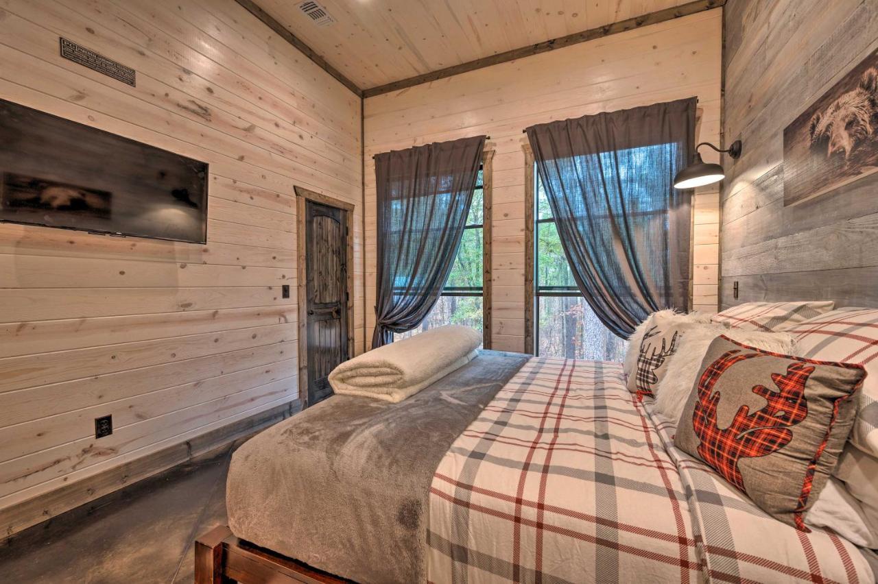 Luxury Cabin In The Woods With Hot Tub And Yard Games! โบรคเคนโบว์ ภายนอก รูปภาพ