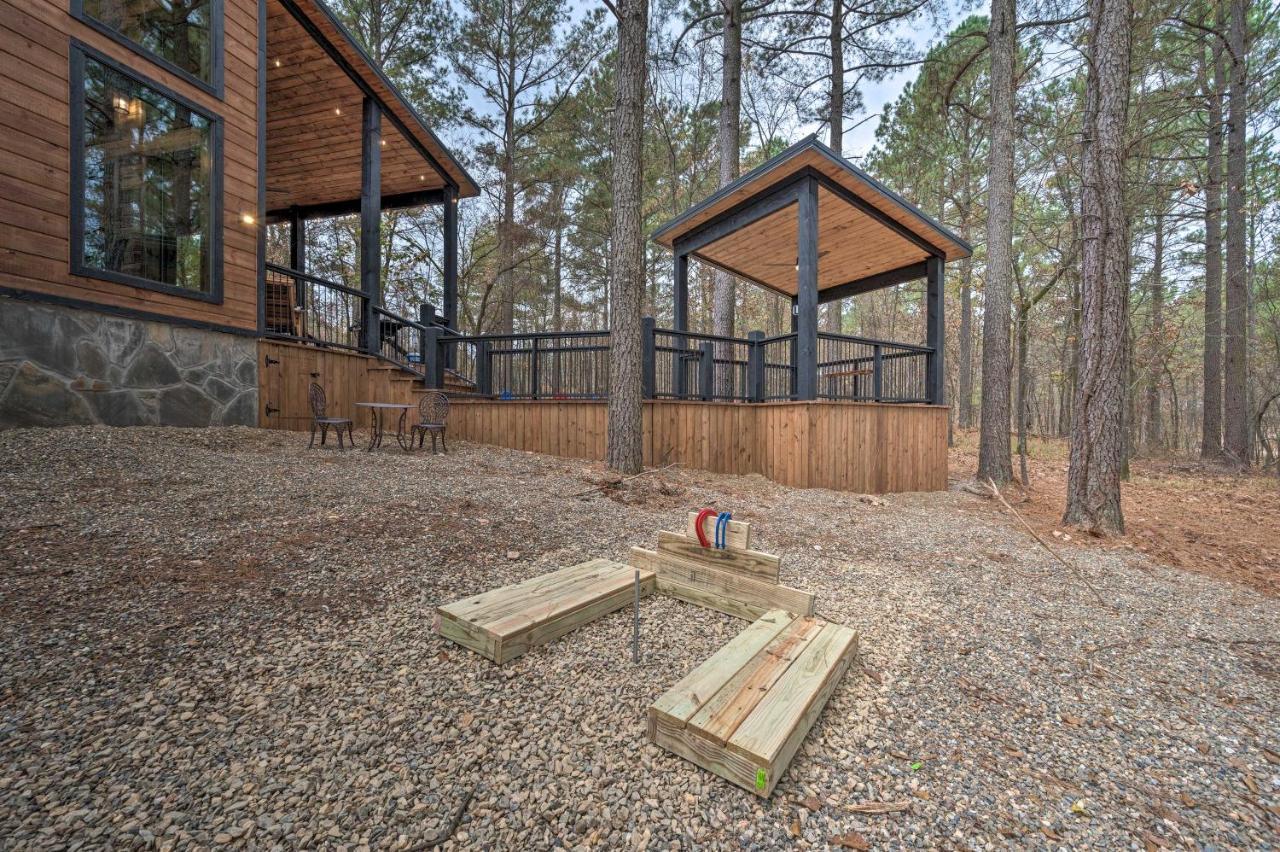Luxury Cabin In The Woods With Hot Tub And Yard Games! โบรคเคนโบว์ ภายนอก รูปภาพ